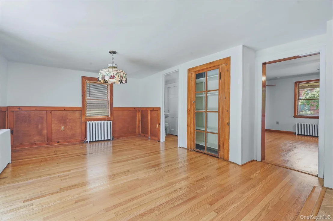 Photo of 9 Maple Street
