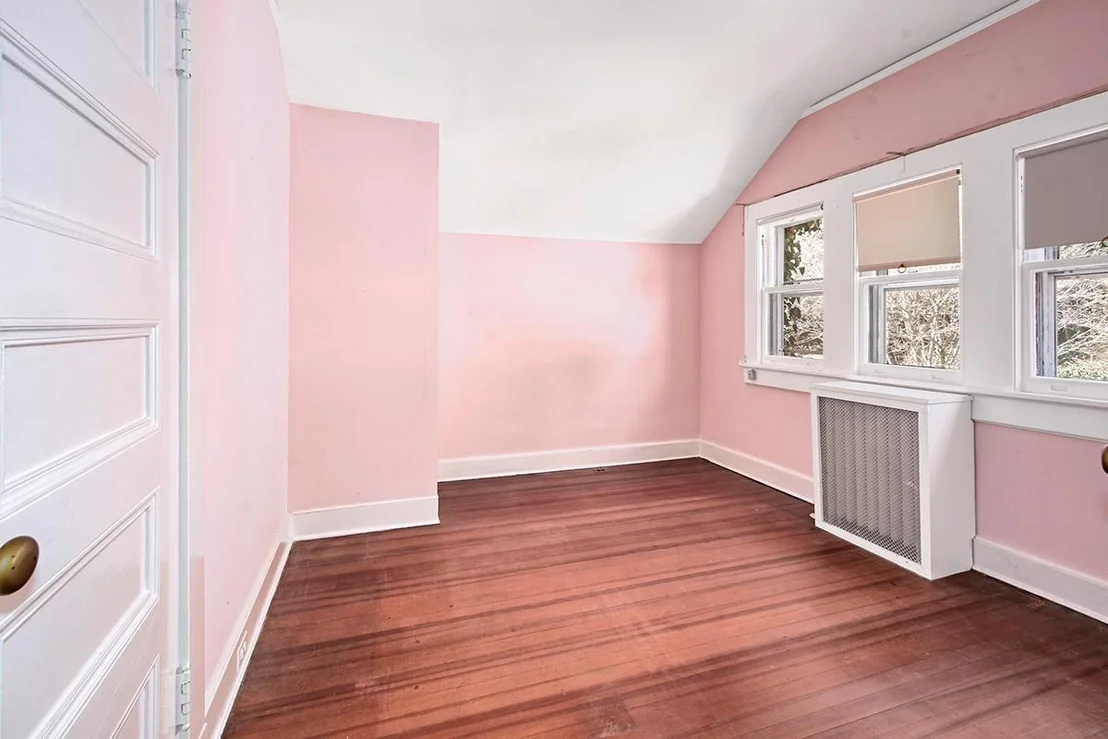Photo of 10 Leroy Place