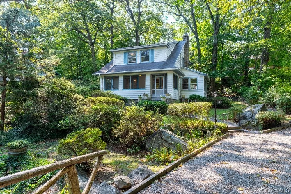 Photo of 40 Pine Brook Drive