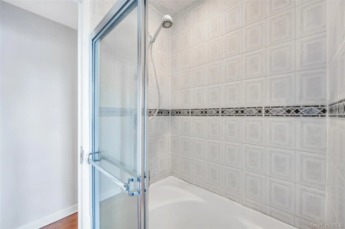 Photo of 64 Hodson Avenue