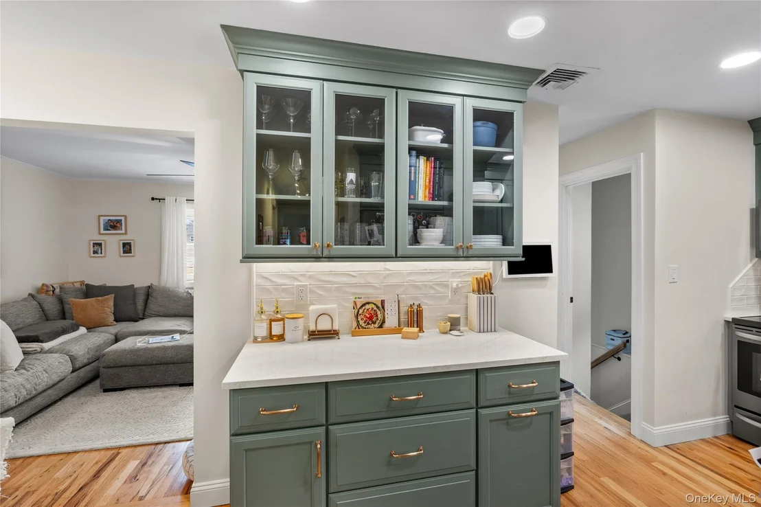 Photo of 56 Morris Avenue