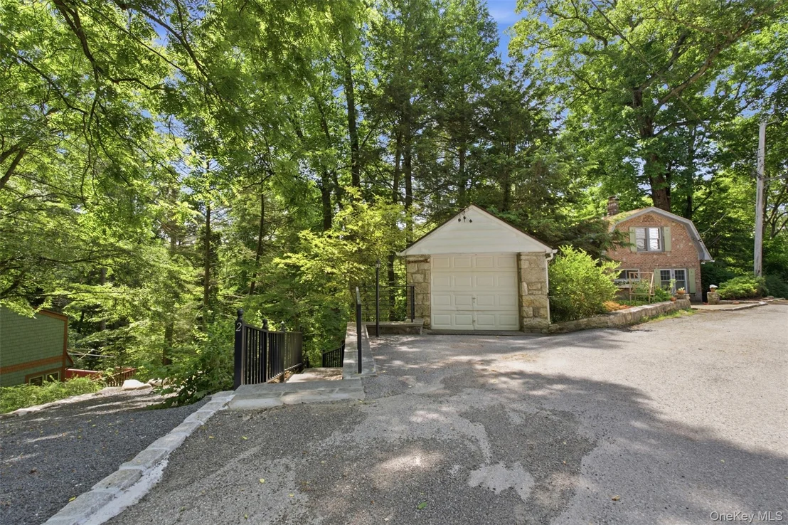 Photo of 2 Anton Place