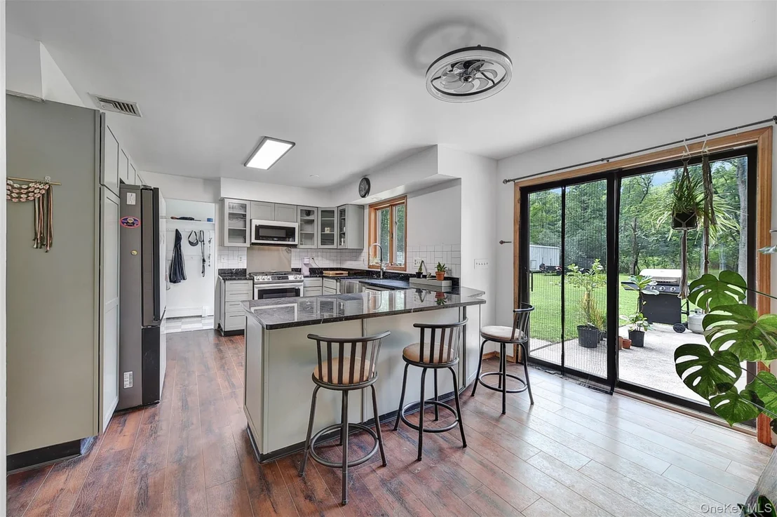 Photo of 243 Hill Road