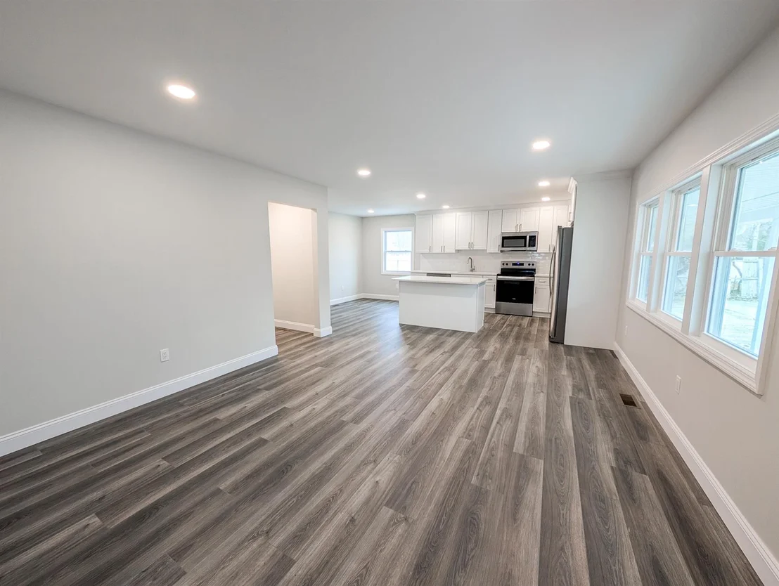 Photo of 206 Longfellow Drive