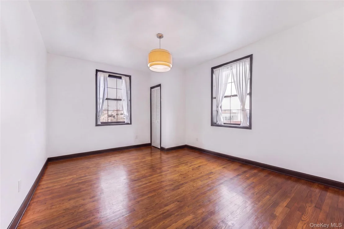 Photo of Unit 6C at 808 Bronx River Road