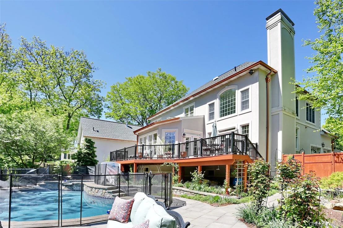 Photo of 2 Phillips Drive