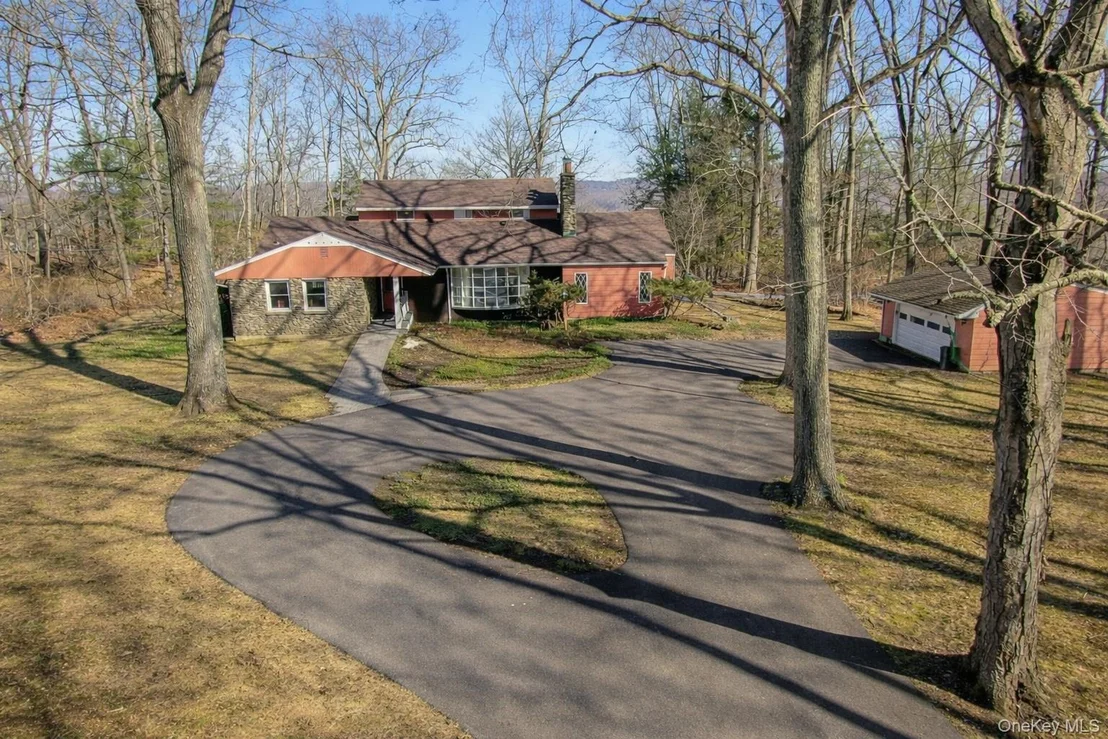 Photo of 16 Young Road