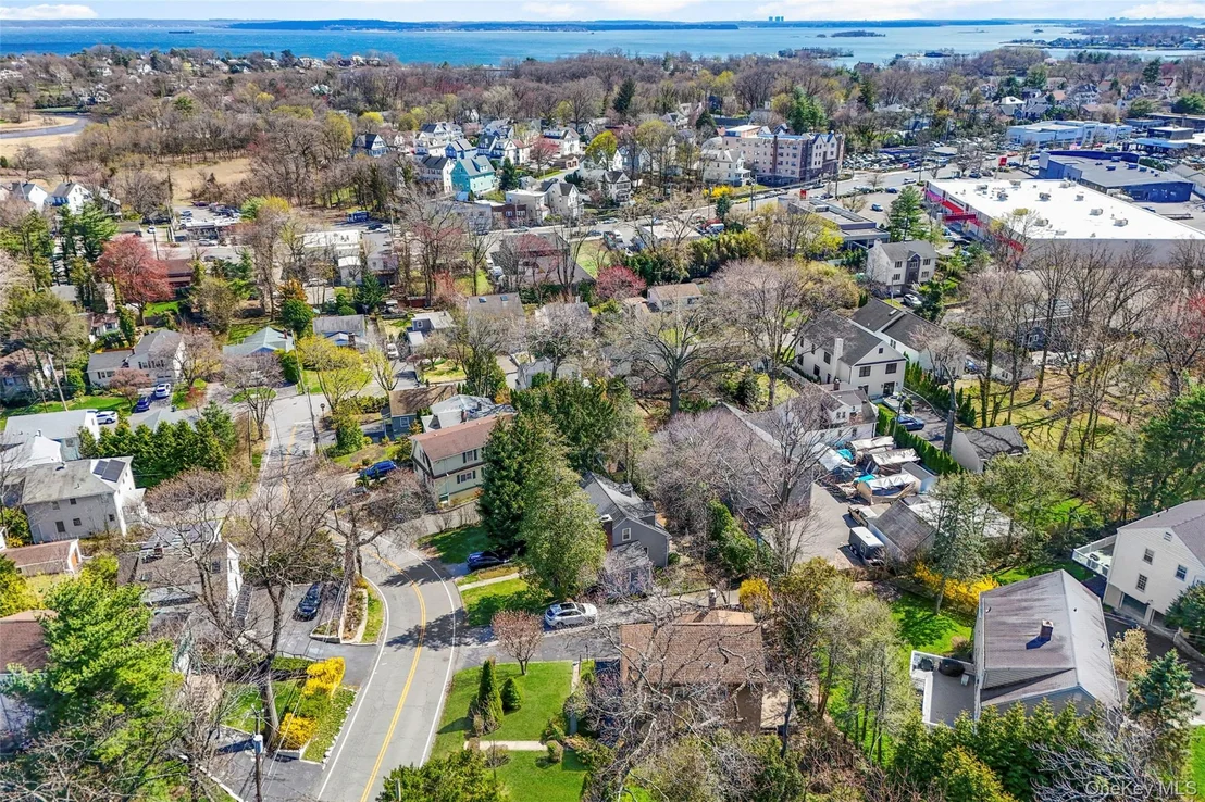 Photo of 10 Harrison Drive