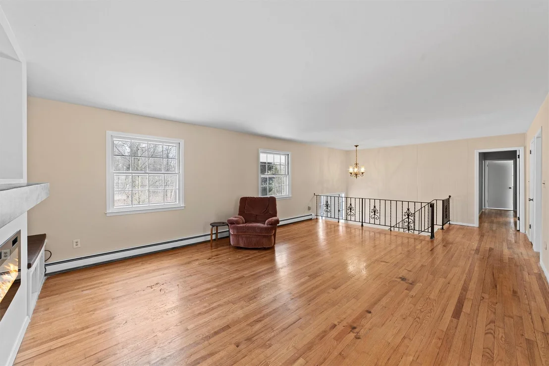 Photo of 255 Chadeayne Road