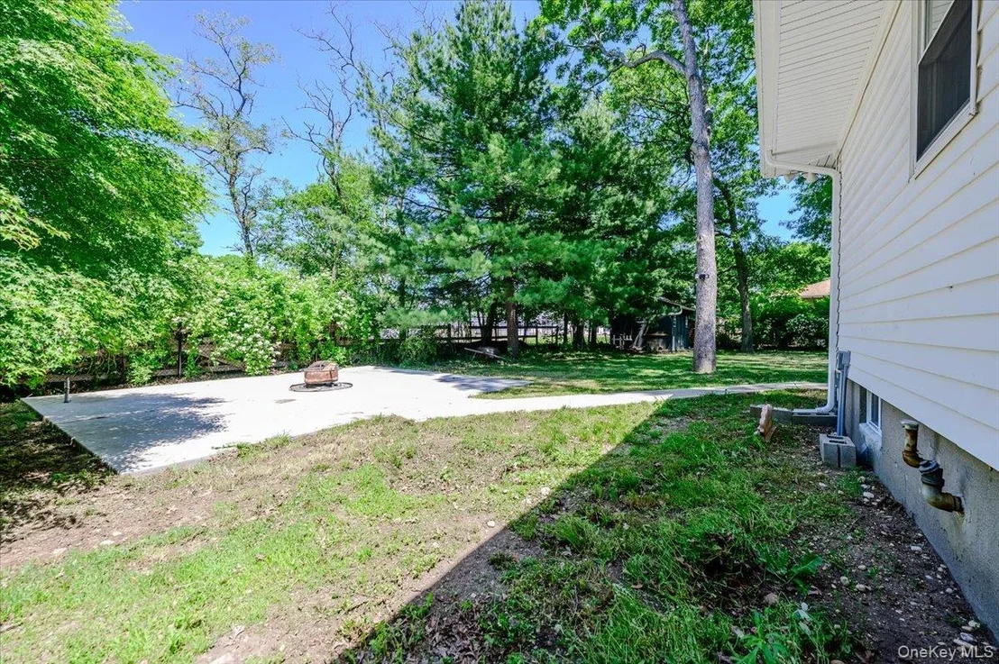 Photo of 53 Ehrhardt Way