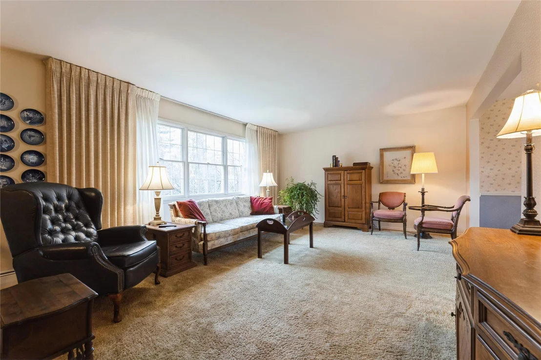 Photo of 6 Hampton Road