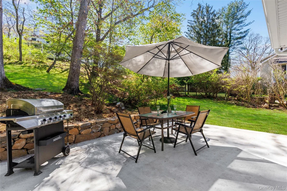 Photo of 816 Hardscrabble Road