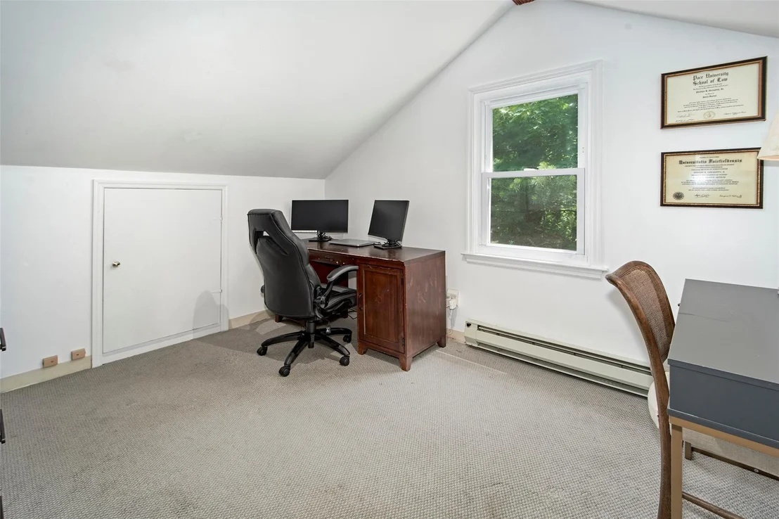 Photo of 527 Purchase Street