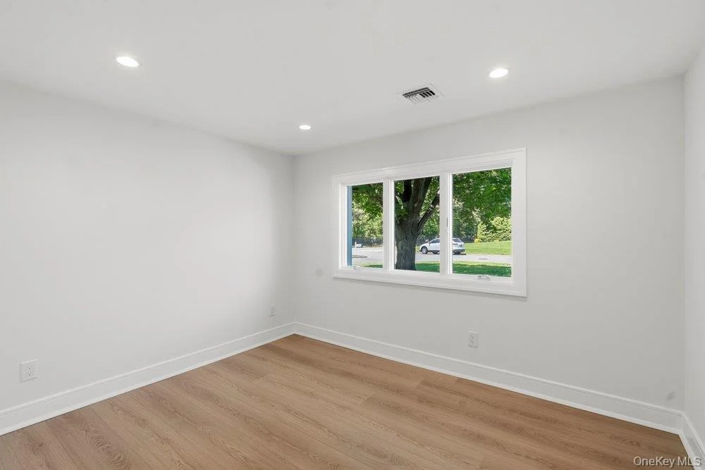 Photo of 43 Bucknell Drive