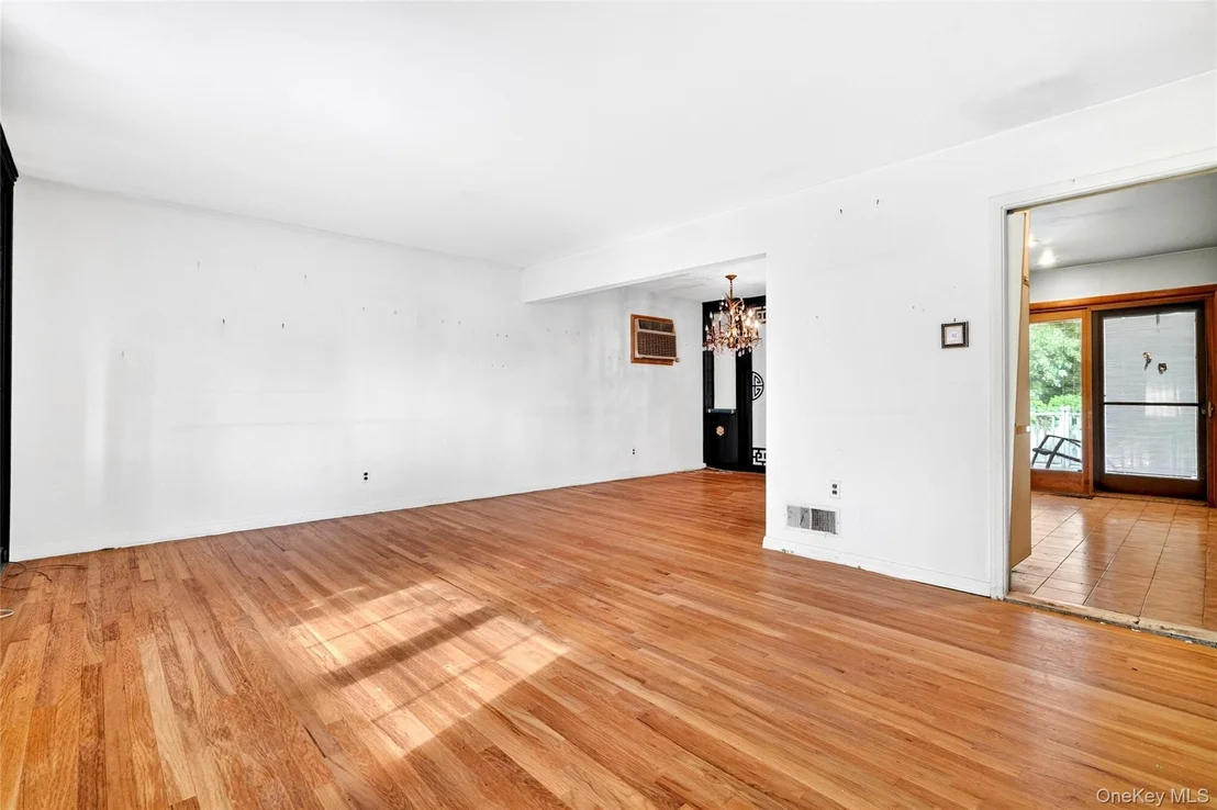 Photo of 2 Forest Knoll Drive