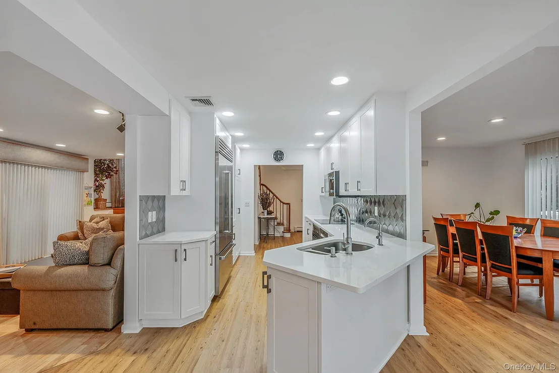 Photo of 2 Sagamore Way N