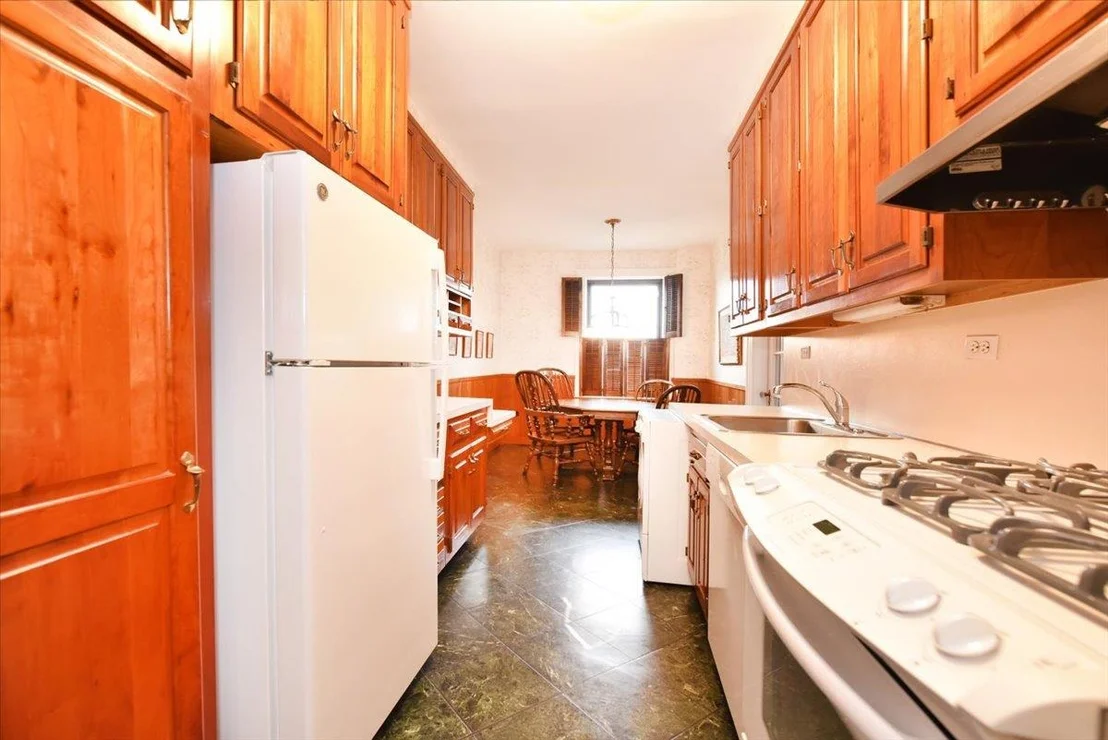Photo of Unit 5B at 37 BROMPTON Road