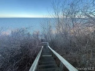 Photo of 136 Beach Road