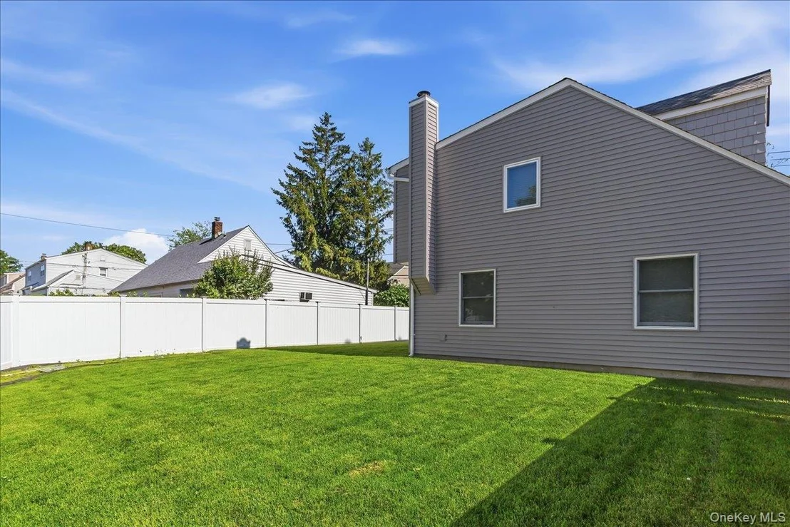 Photo of 2 Violet Lane