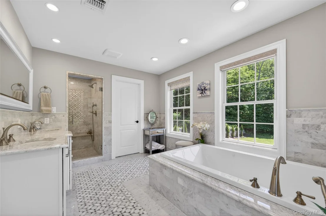 Photo of 261 Harbor Road