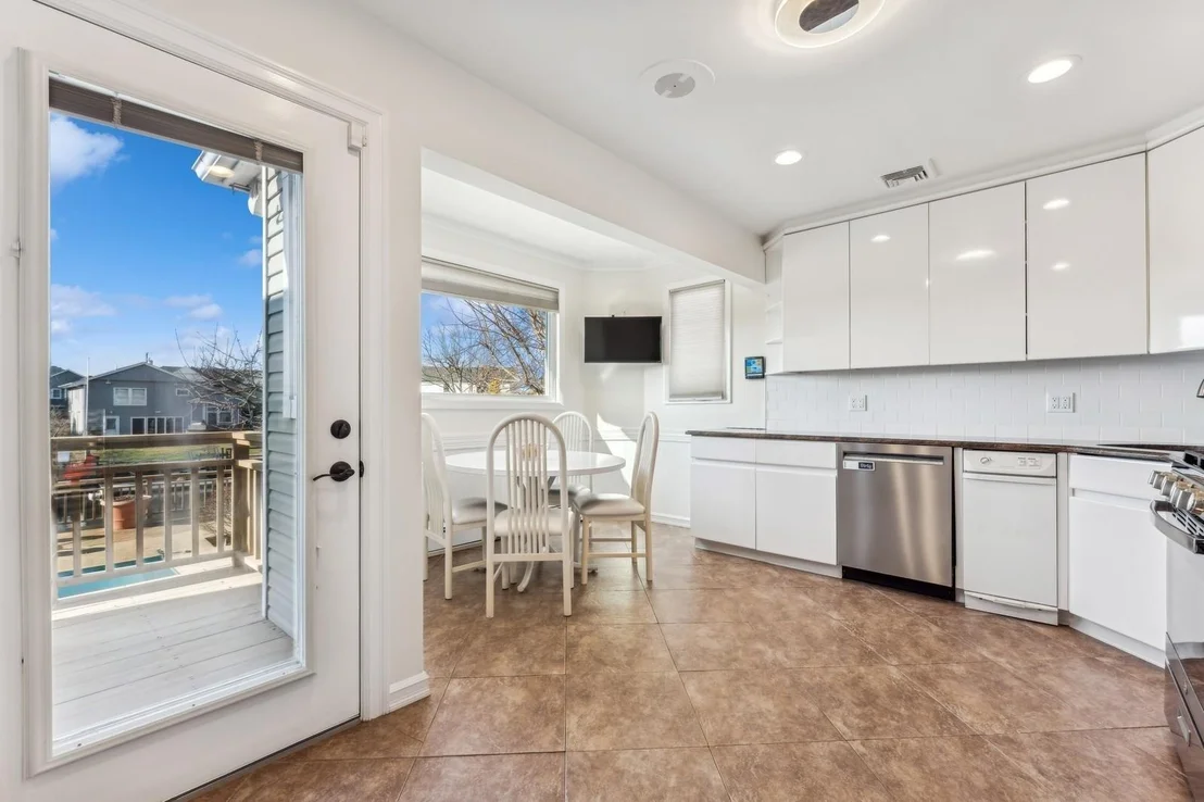 Photo of 2836 Bay Drive