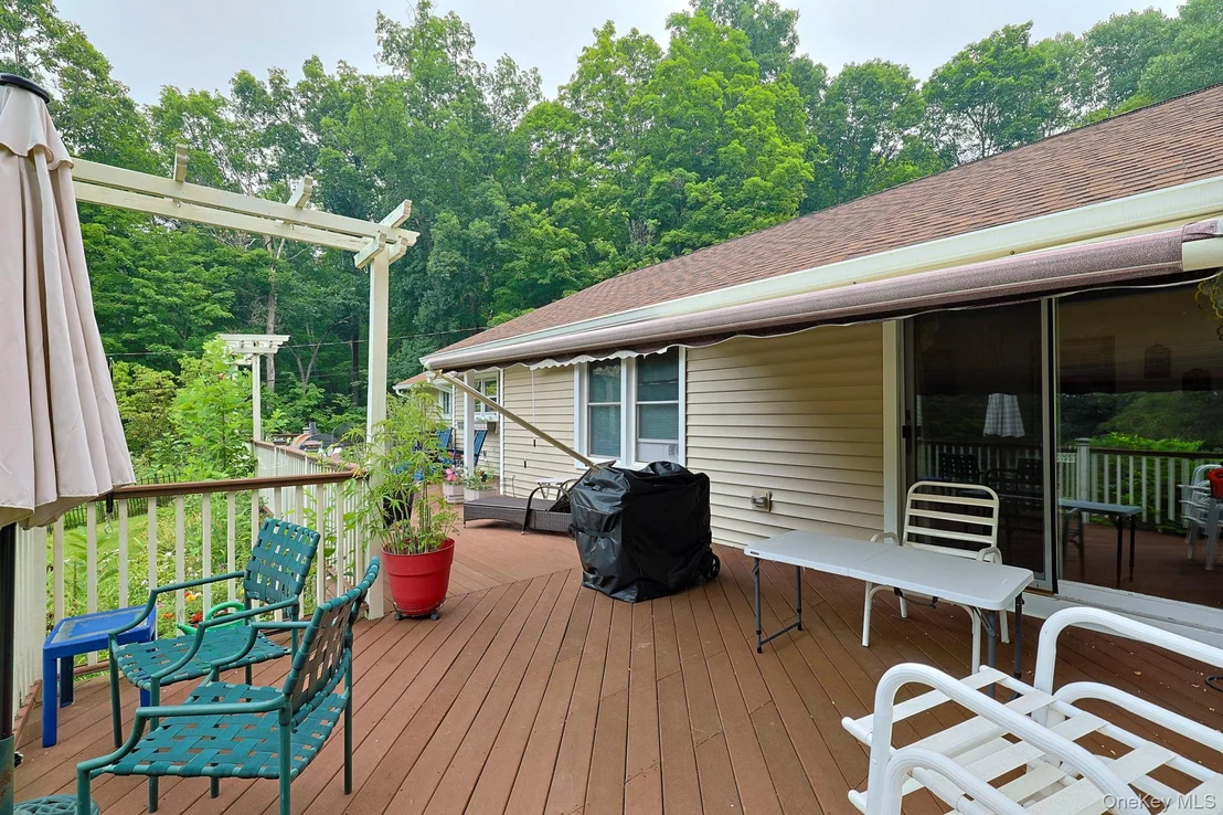 Photo of 408 Field Road