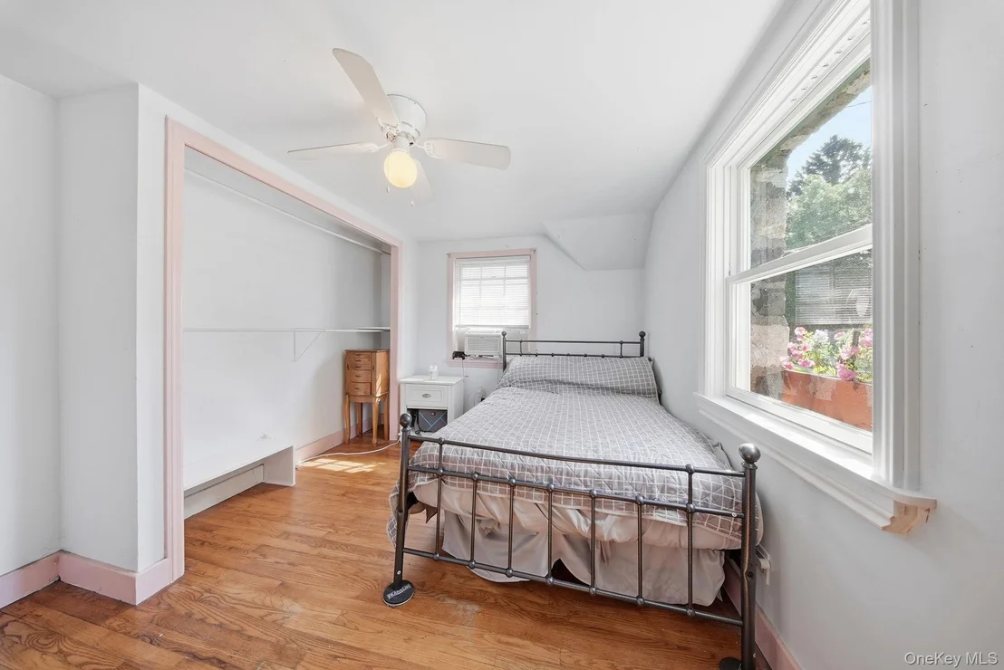 Photo of 48-50 Mountain Avenue