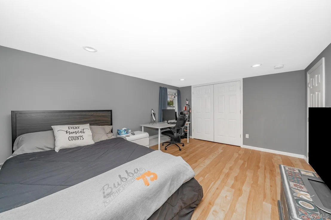 Photo of 827 Bermuda Road