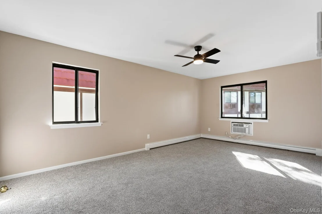 Photo of Unit 8 at 12 Skyline Drive