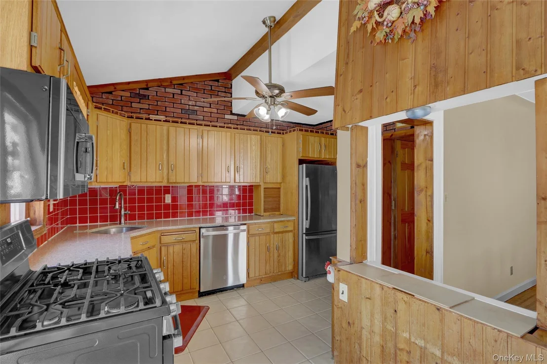 Photo of 57 Munro Boulevard