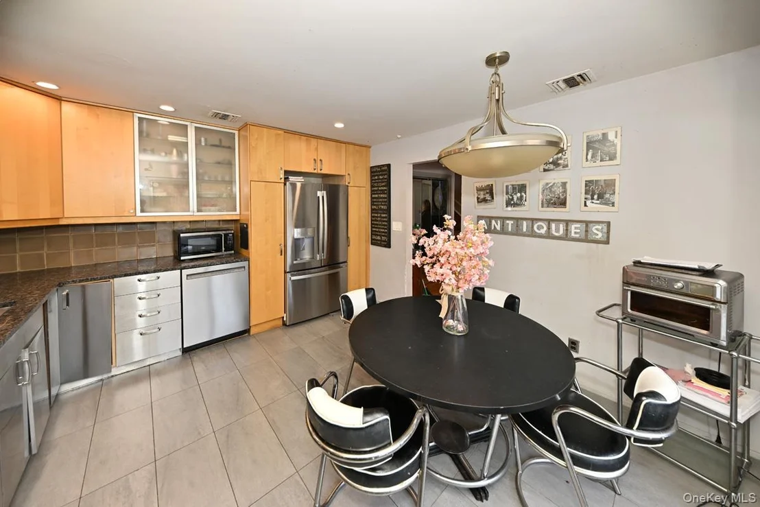 Photo of 11 Lomond Avenue