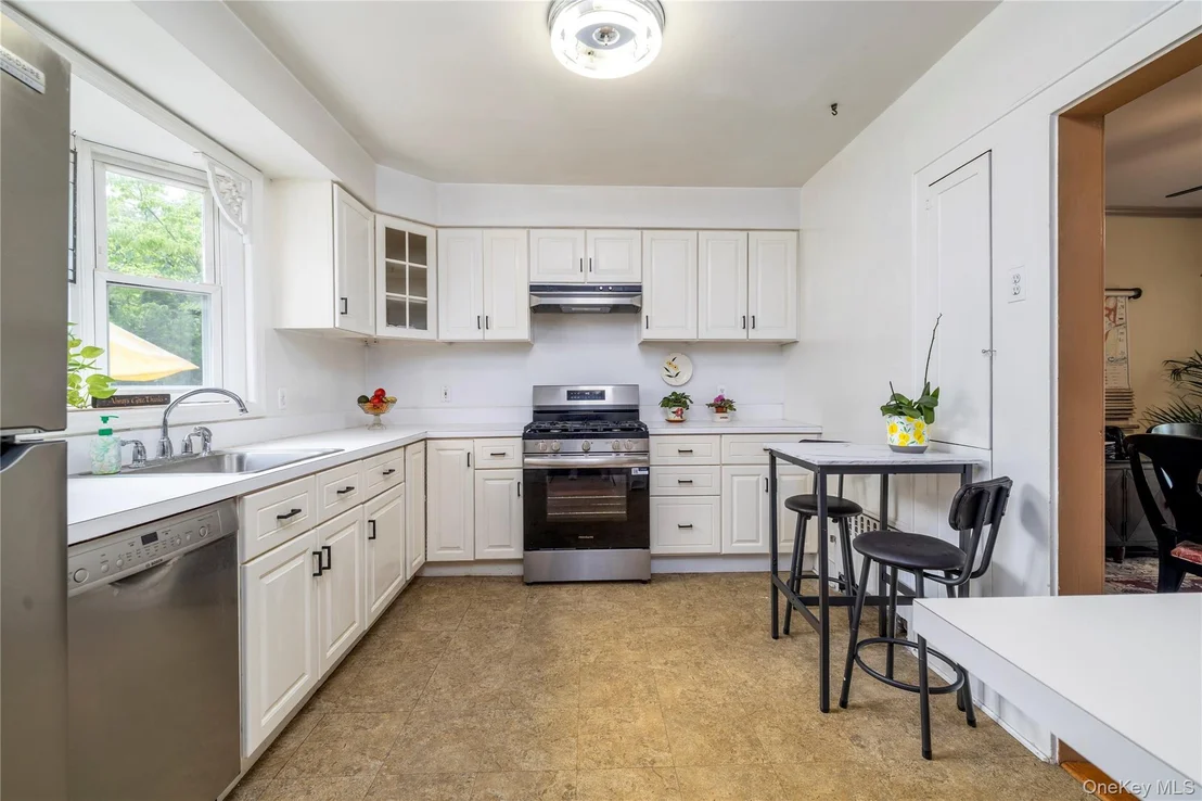 Photo of 21 Maple Street