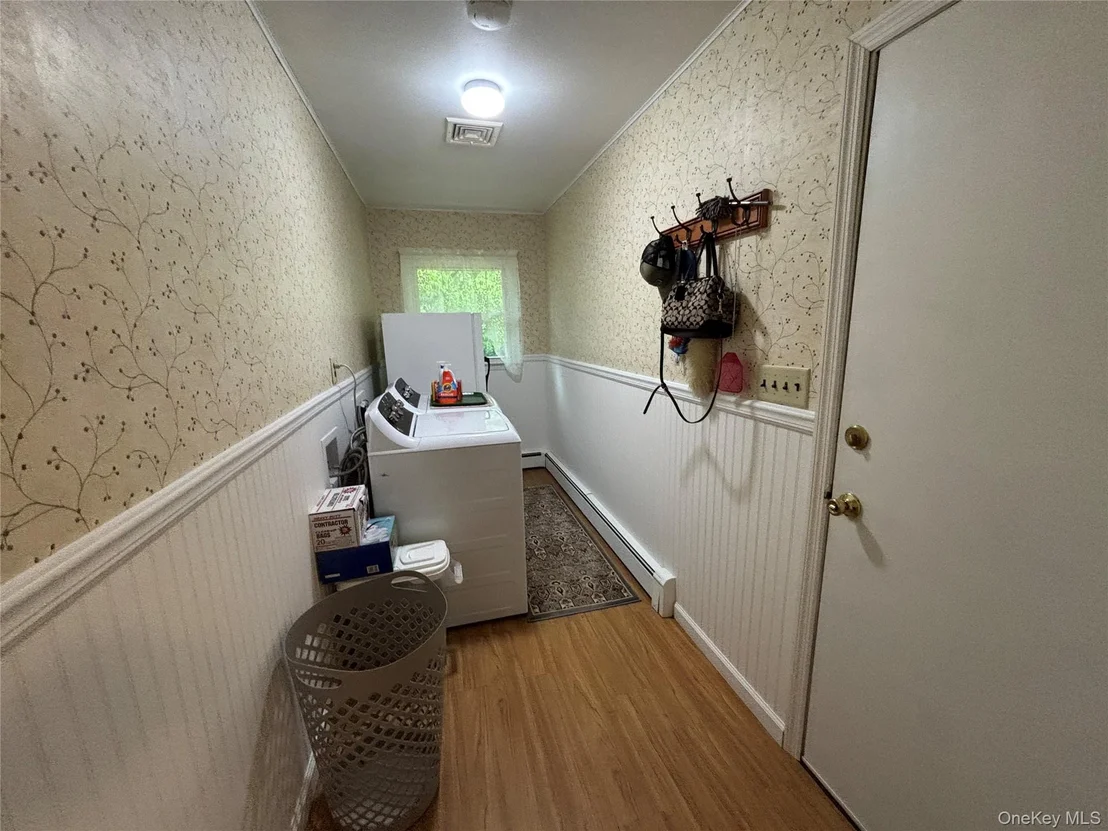 Photo of 72 Fanning Boulevard