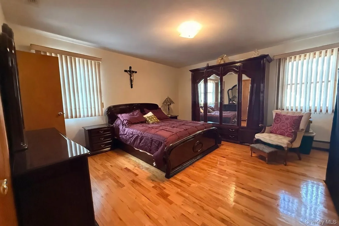 Photo of 208 Doris Avenue