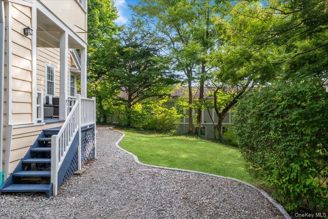 Photo of 26 Circle Road