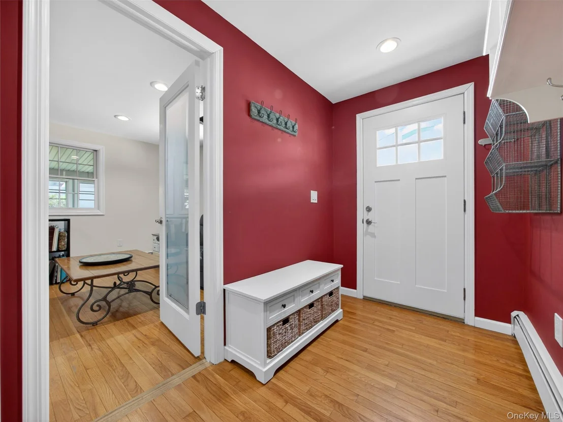 Photo of 42 Chestnut Oval