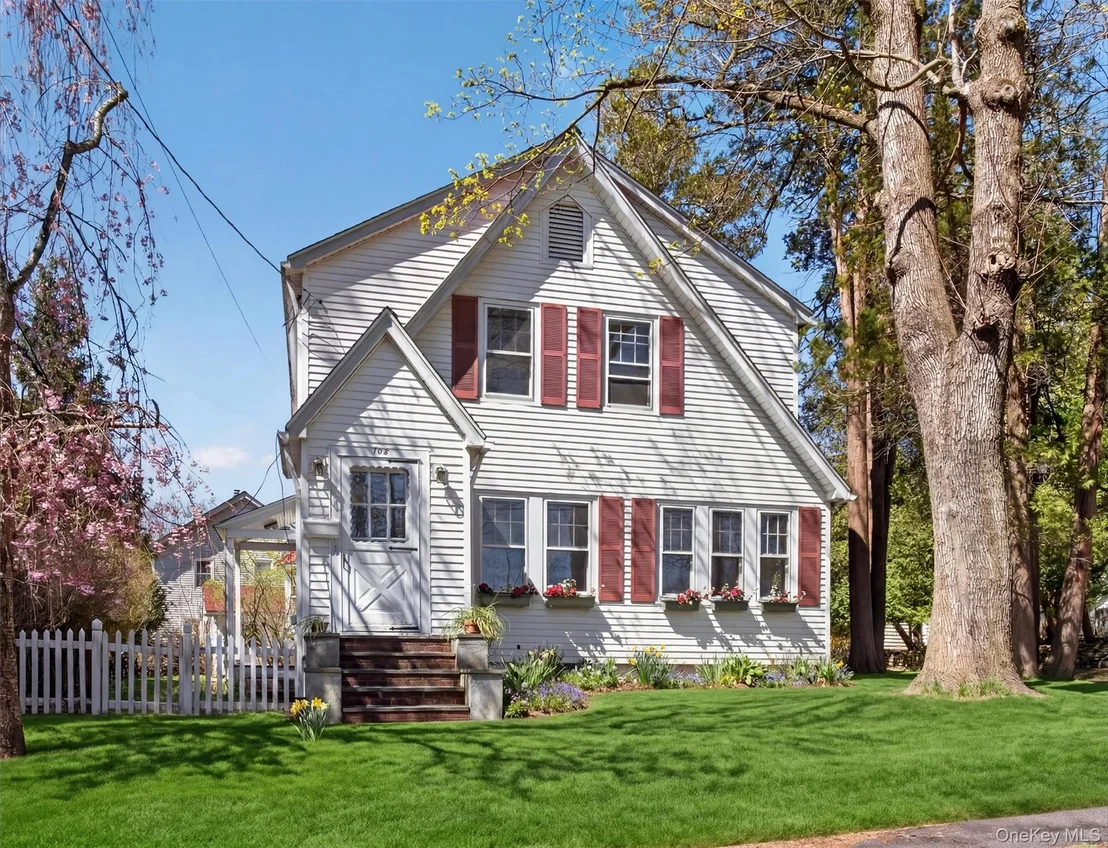 Photo of 108 Summit Avenue