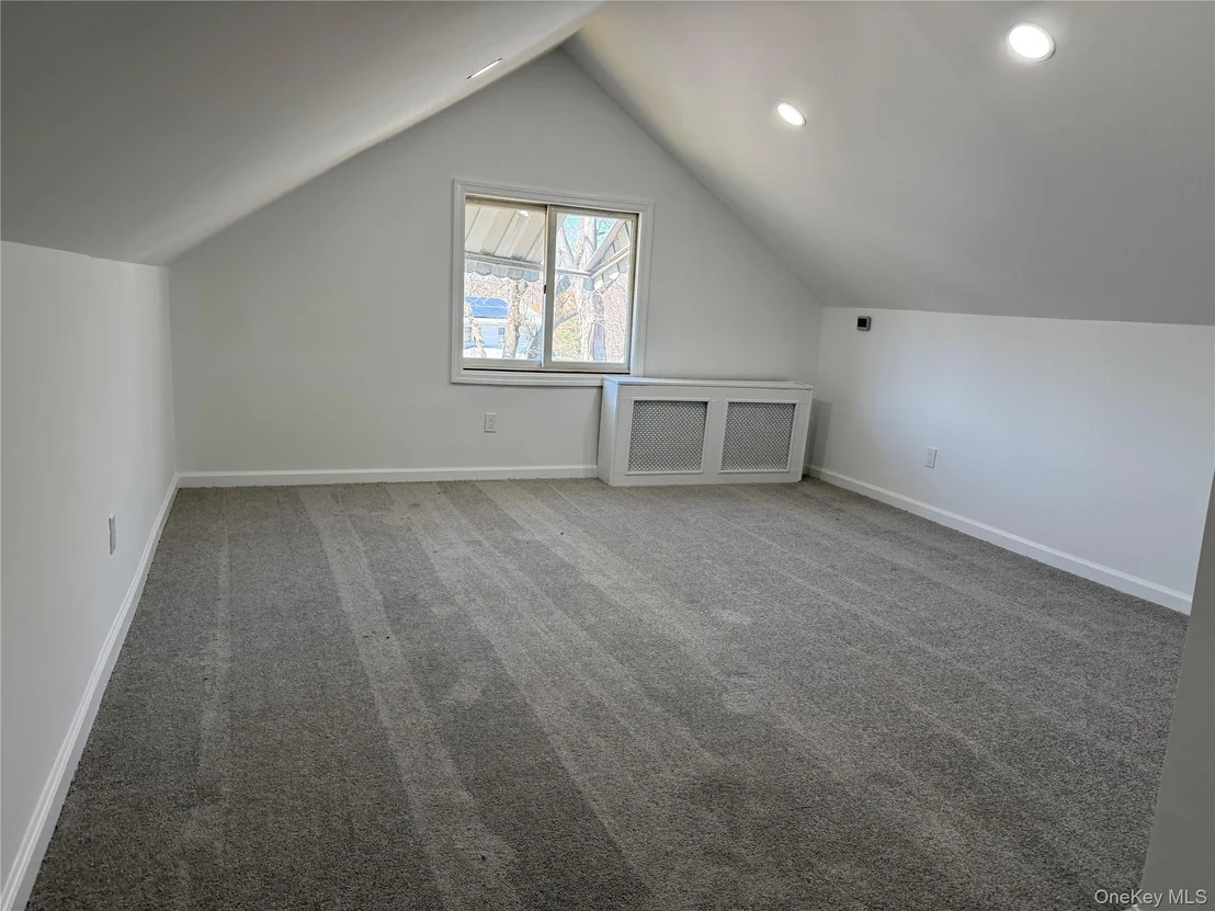 Photo of 176 Willow Avenue