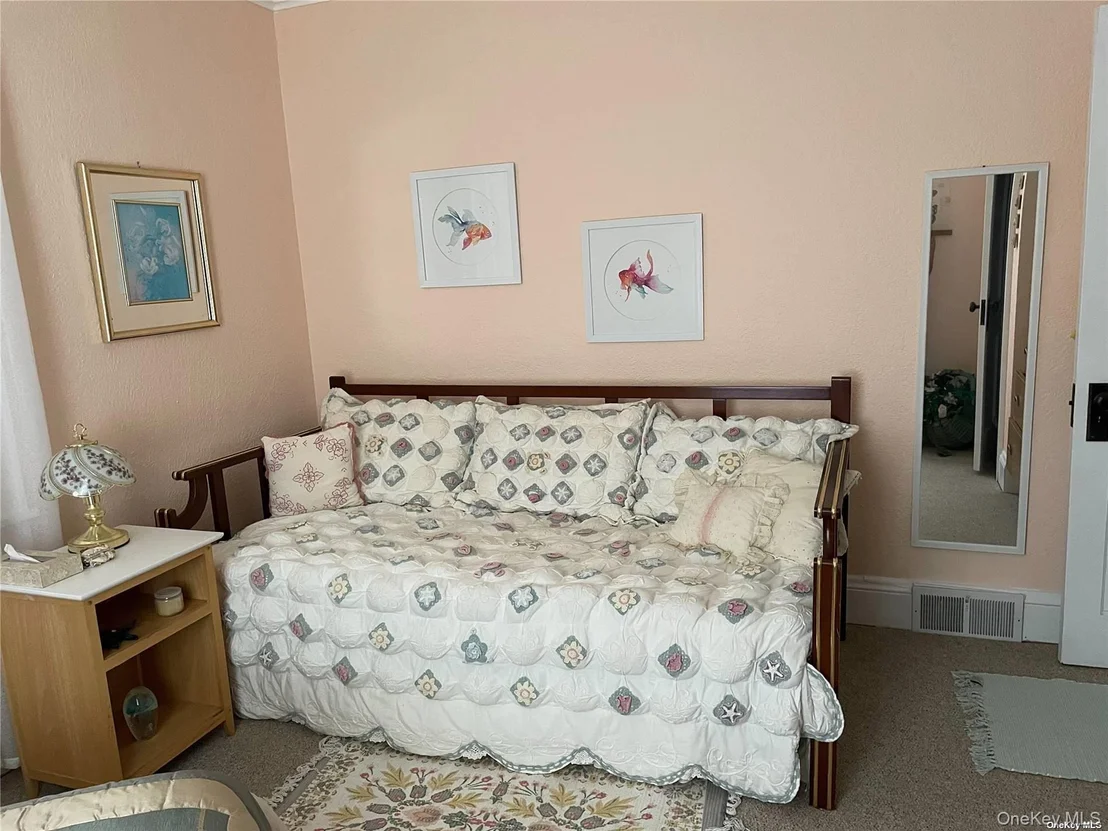 Photo of 32 Neptune Road