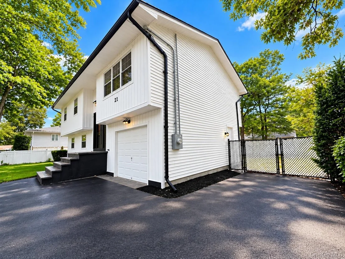 Photo of 21 Lama Drive