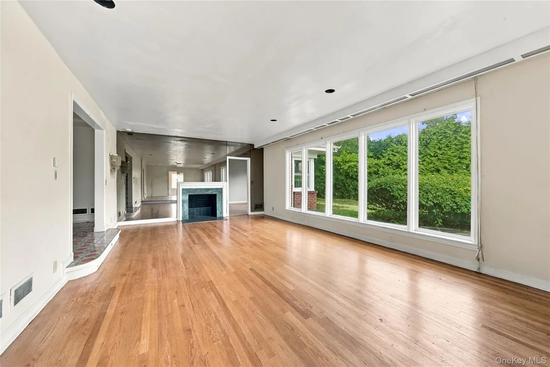 Photo of 85 Del Rey Drive