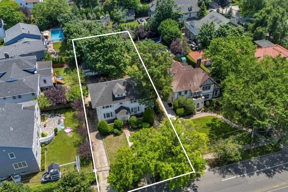 Photo of 115 Central Avenue