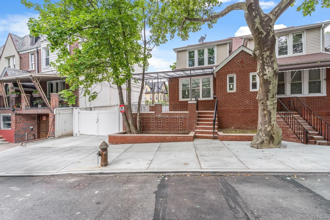 Photo of 149 67th Street