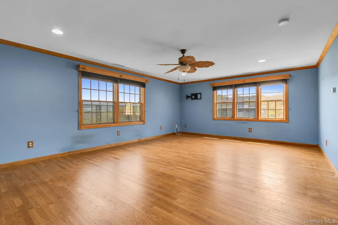 Photo of 172 Cornwall Hill Road