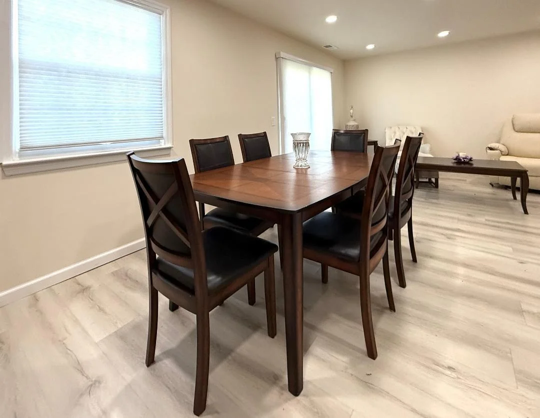 Photo of Unit B at 301 Commons Way