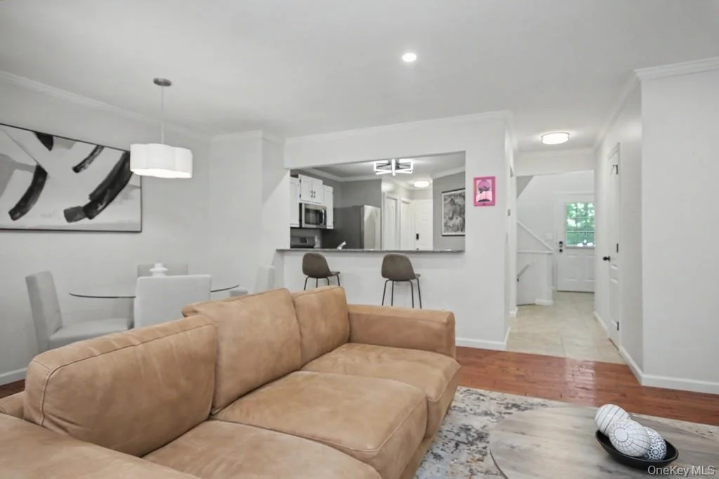Photo of 101 Elmcrest Drive