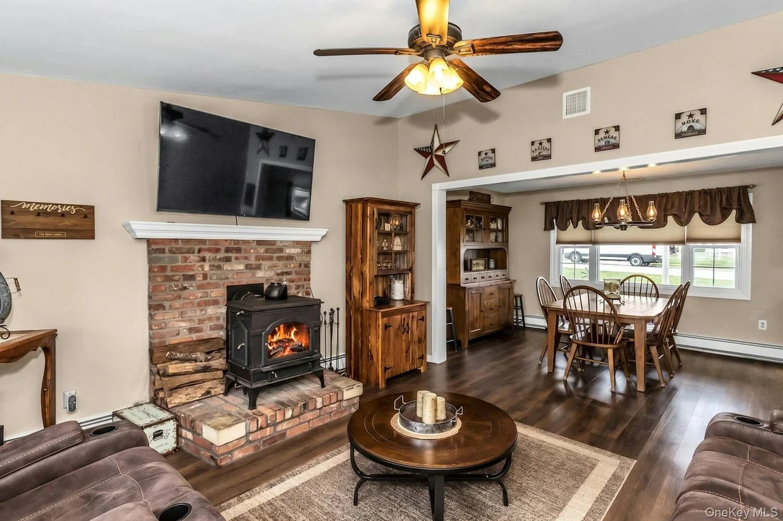 Photo of 42 Spring Lane