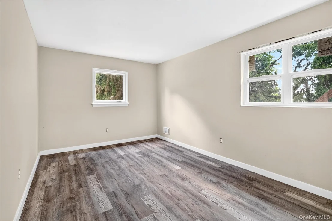 Photo of 23 Marcy Lane