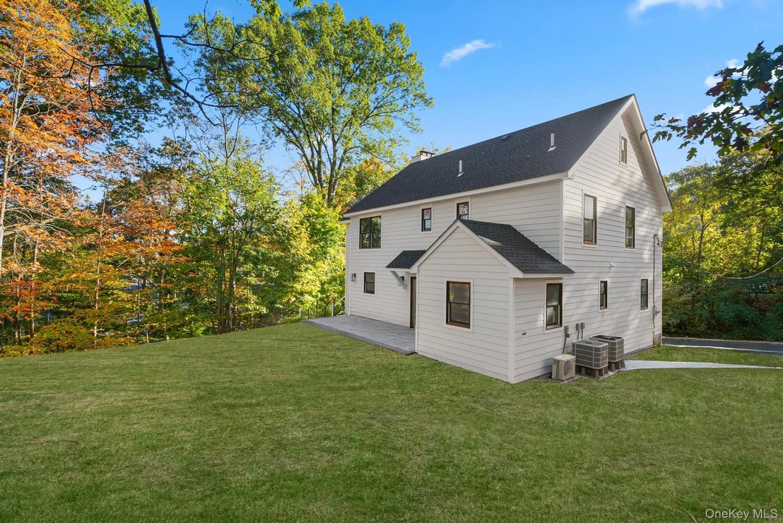 Photo of 16 Bramblebrook Road
