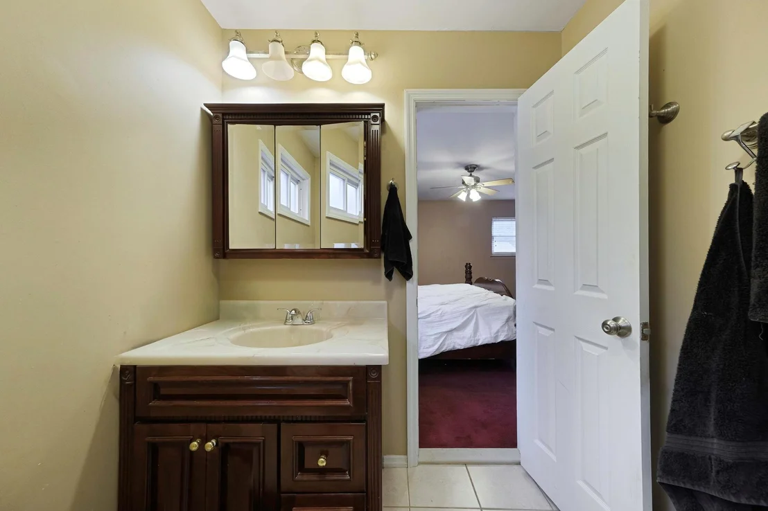 Photo of 8 Peconic Lane